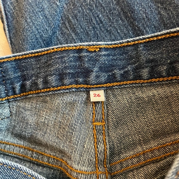 Levi’s Fringe Bottom Straight Leg Jeans - Picture 2 of 3